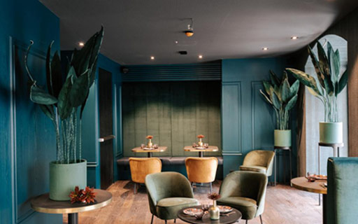 AIOLA酒店：大膽玩色，狙擊感官