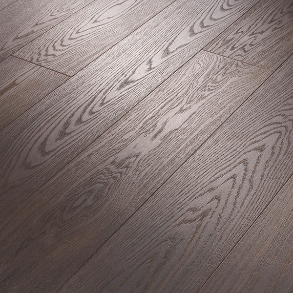 俄羅斯圣彼得堡住宅：單拼煙熏橡木