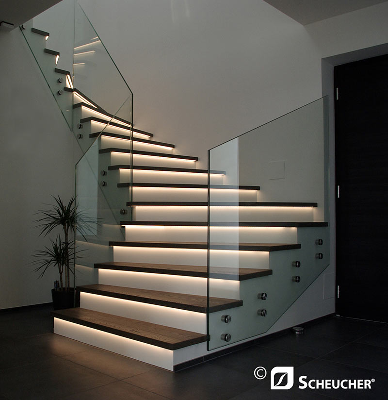 2012年推出樓梯板解決方案